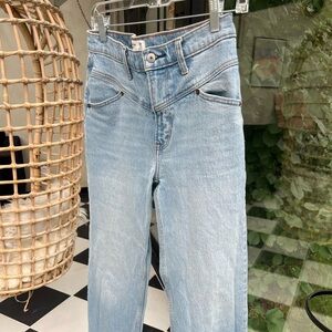 Abercrombie 90s Relaxed with Front Yoke